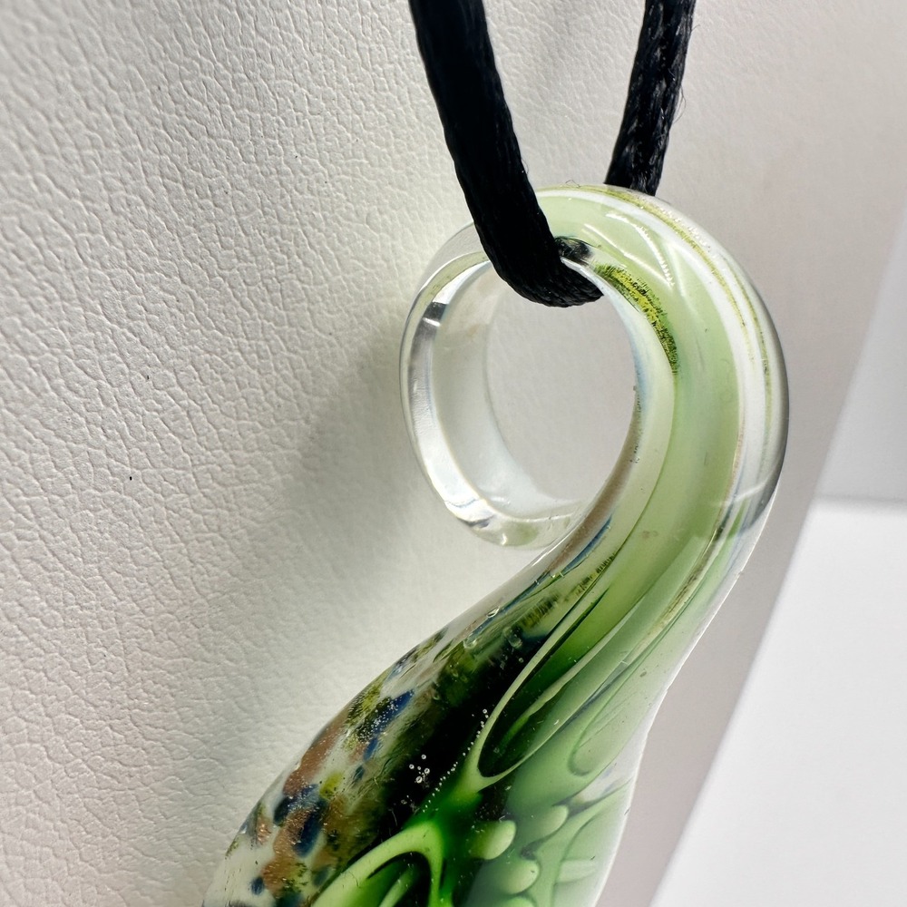 Vintage 90s Lampwork Art Glass Floral Pendant Necklace Green Calla Lily Jewelry - Picture 7 of 13